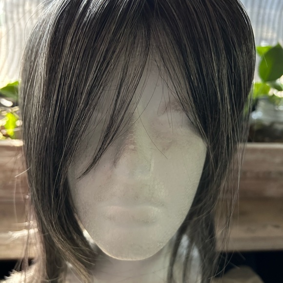 Taylor top piece wig topper Godiva’s Secret Smokey Frost New - Picture 5 of 12